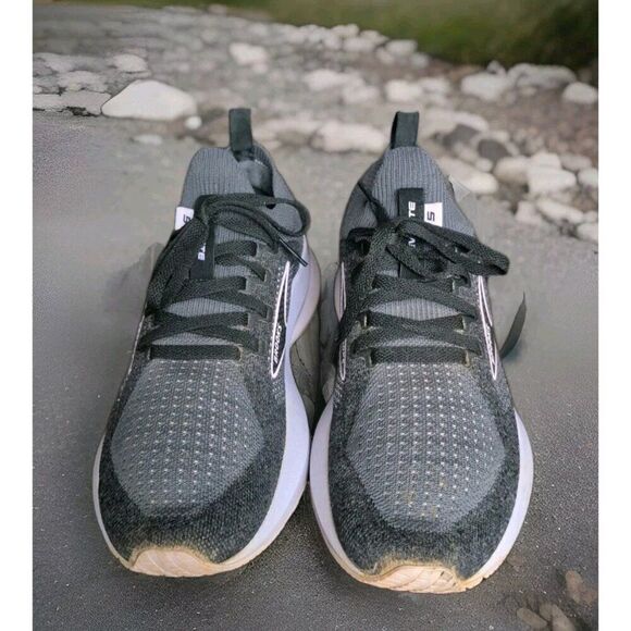 Brooks Levitate 5 StealthFit Black Purple Neutral Running Shoes Women's Size 8 - Picture 3 of 8